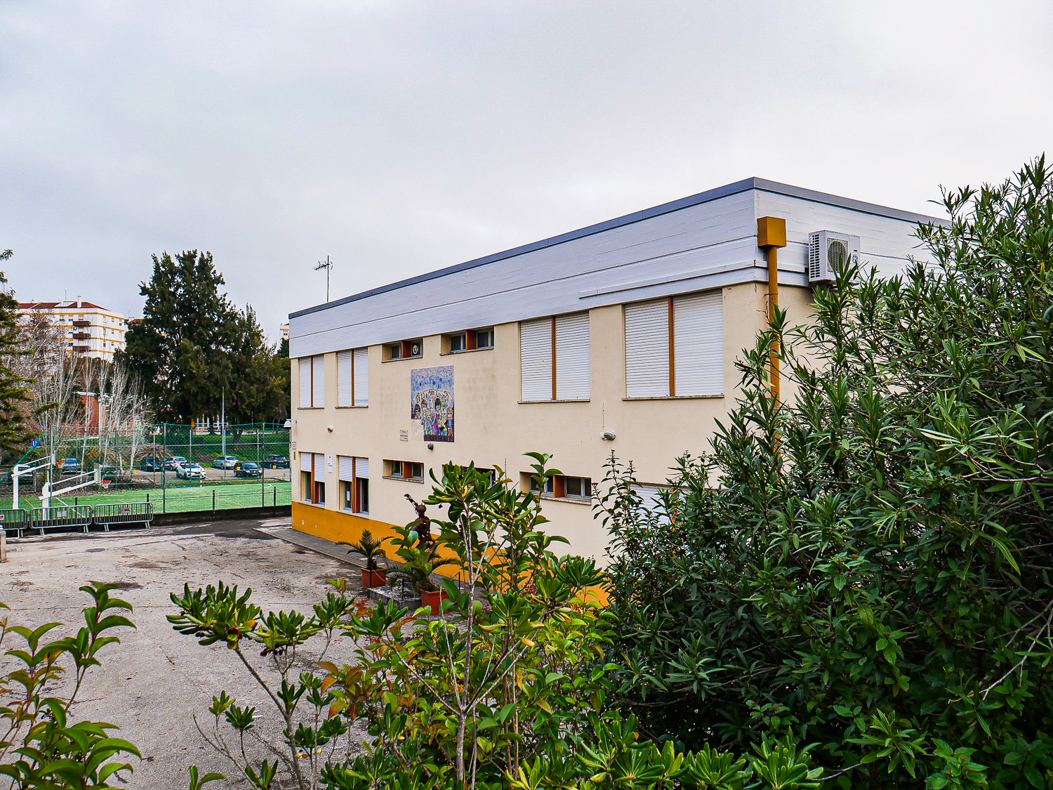 Escola Básica Mem Ramires